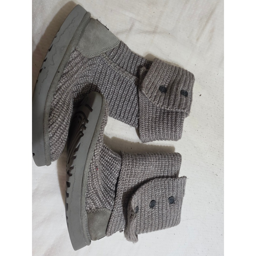 UGG Australia Isla Grey Knit Button Boots Womens 7 Mid Calf 1016555 Sweater Boot